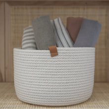 Load image into Gallery viewer, Woven Basket - Medium
